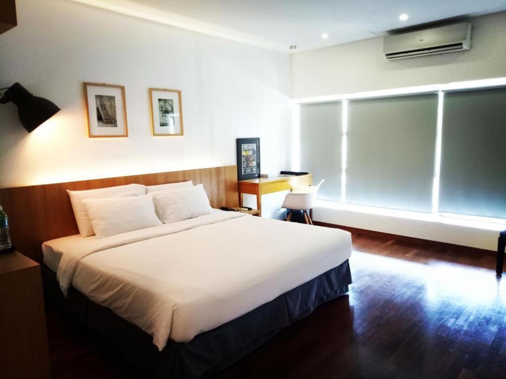 Malacca Quayside Hotel מראה חיצוני תמונה