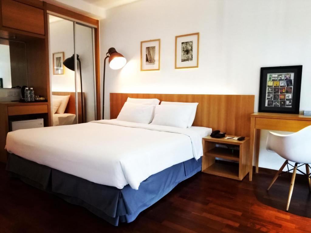 Malacca Quayside Hotel מראה חיצוני תמונה