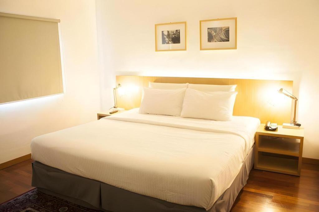 Malacca Quayside Hotel מראה חיצוני תמונה