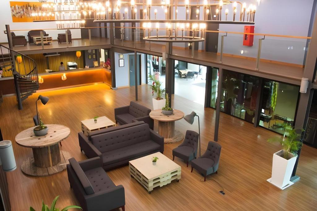 Malacca Quayside Hotel מראה חיצוני תמונה